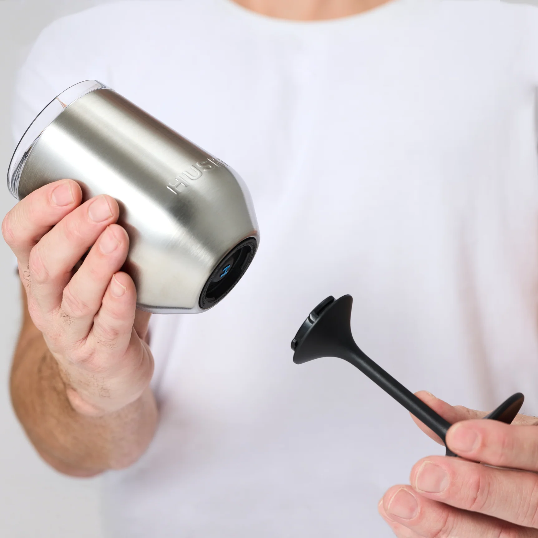 Huski Wine Tumbler 2.0 - Image 3